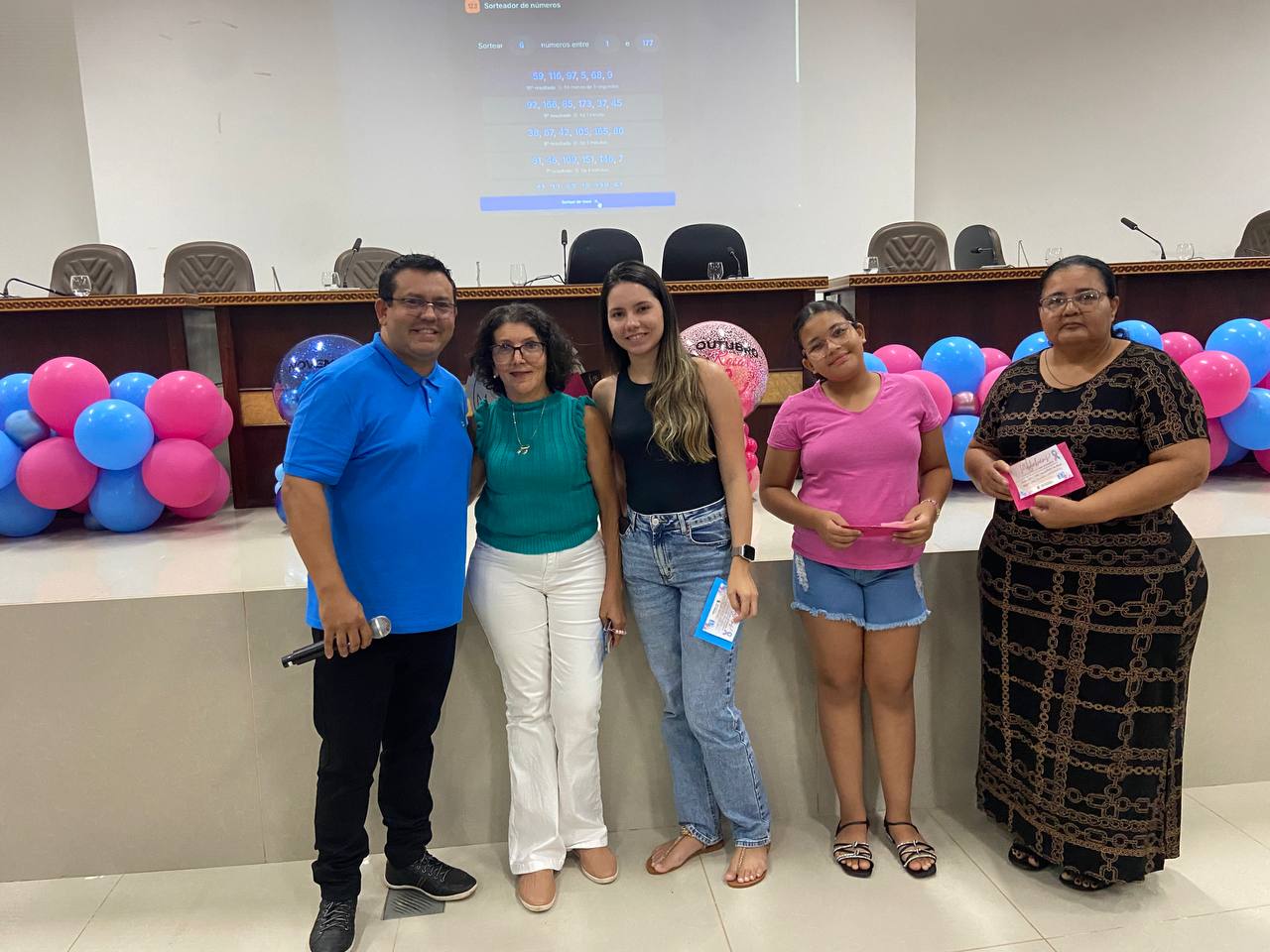 photo_4911630652050967379_y (2).jpg